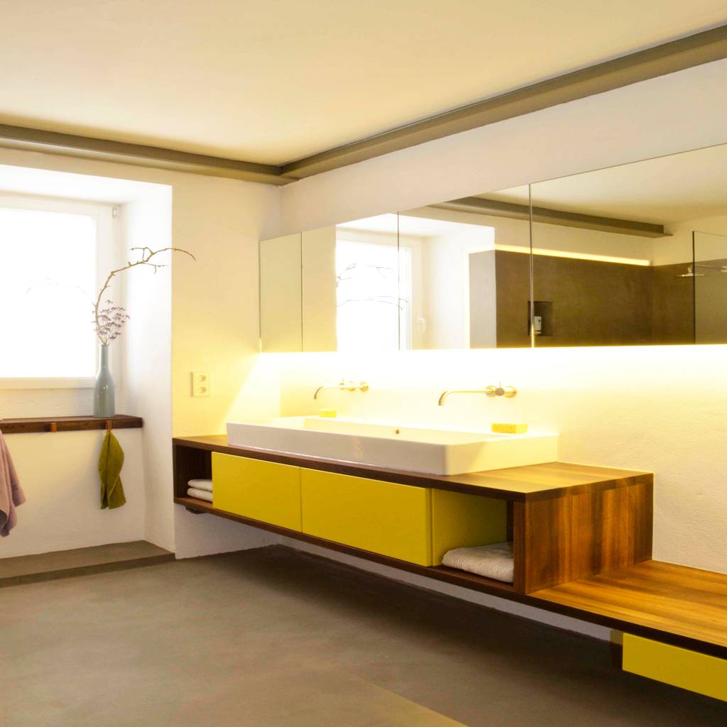 Bad im altbau moderne badezimmer von honeyandspice ...