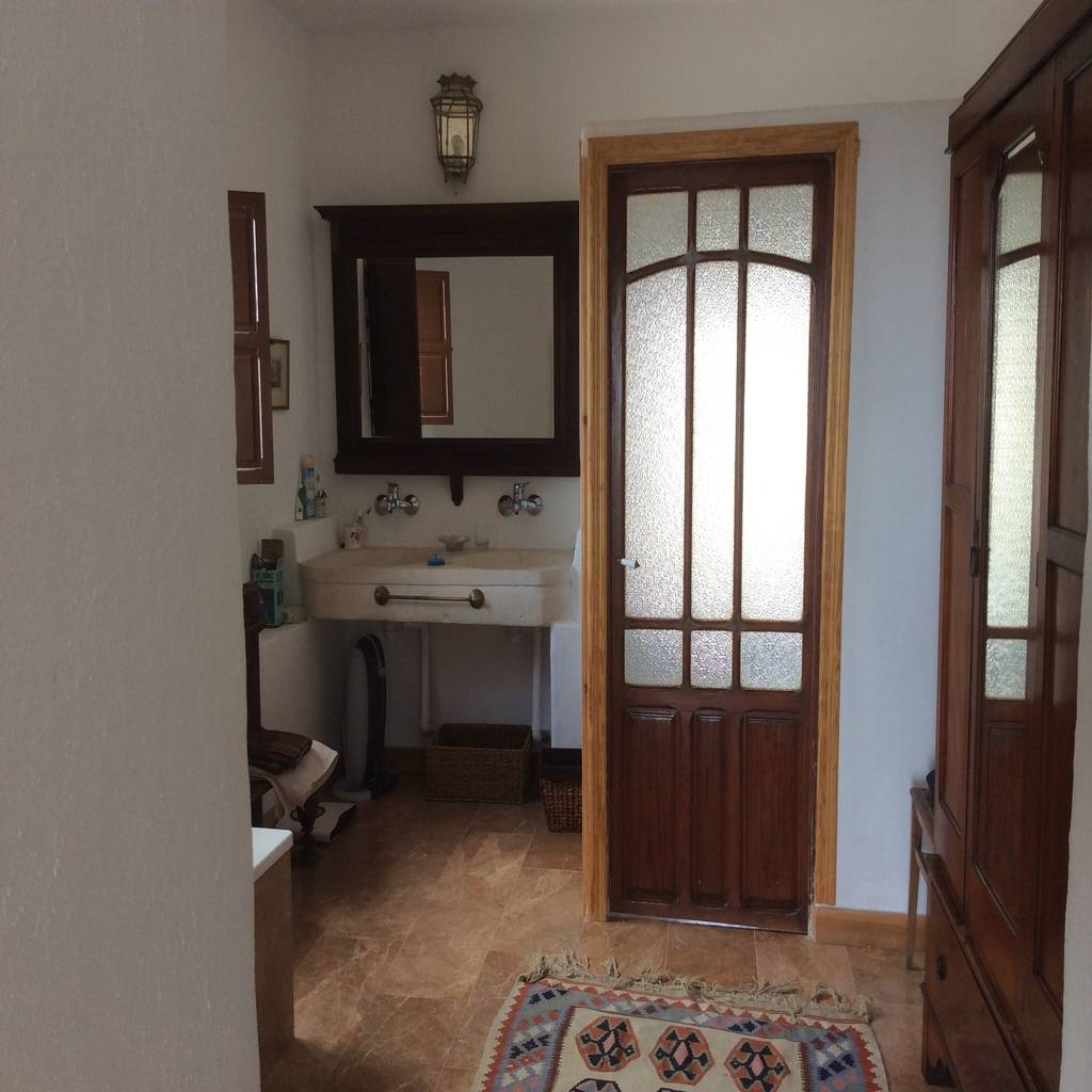 Puertas antiguas anticuable.com baños de estilo mediterráneo | homify