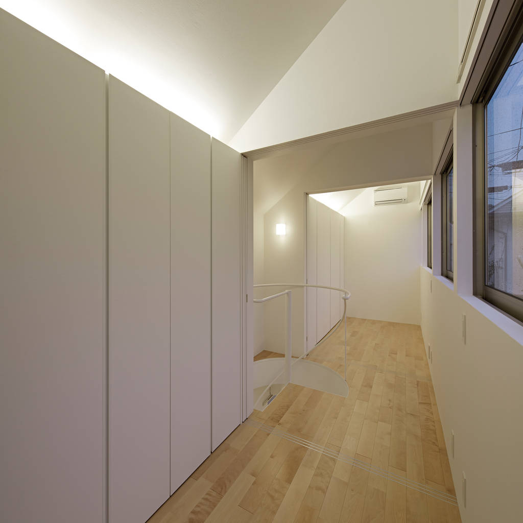 長窓の家 another apartment ltd. / アナザーアパートメント オリジナルスタイルの 寝室 homify