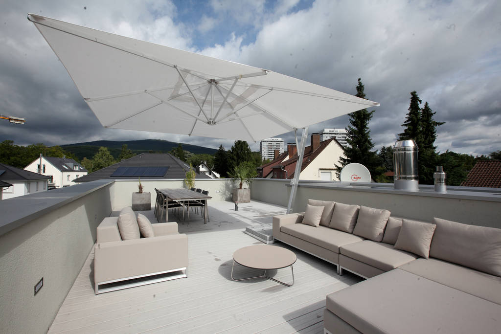 Dachterrasse: terrasse von neugebauer architekten bda | homify