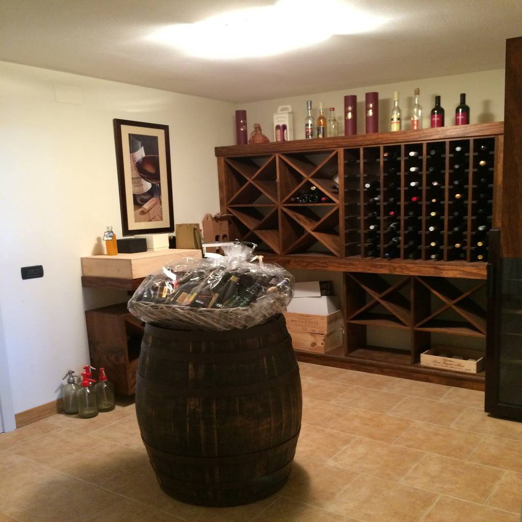 Taverna di rovere con sapore di vino, falegnameria ferrari homify