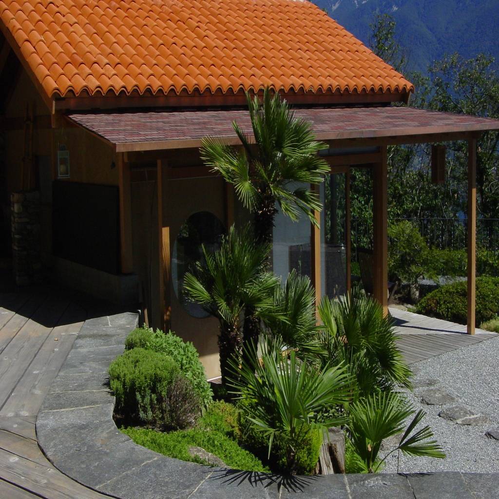 Zen-garten im tessin mediterraner garten von japan-garten ...