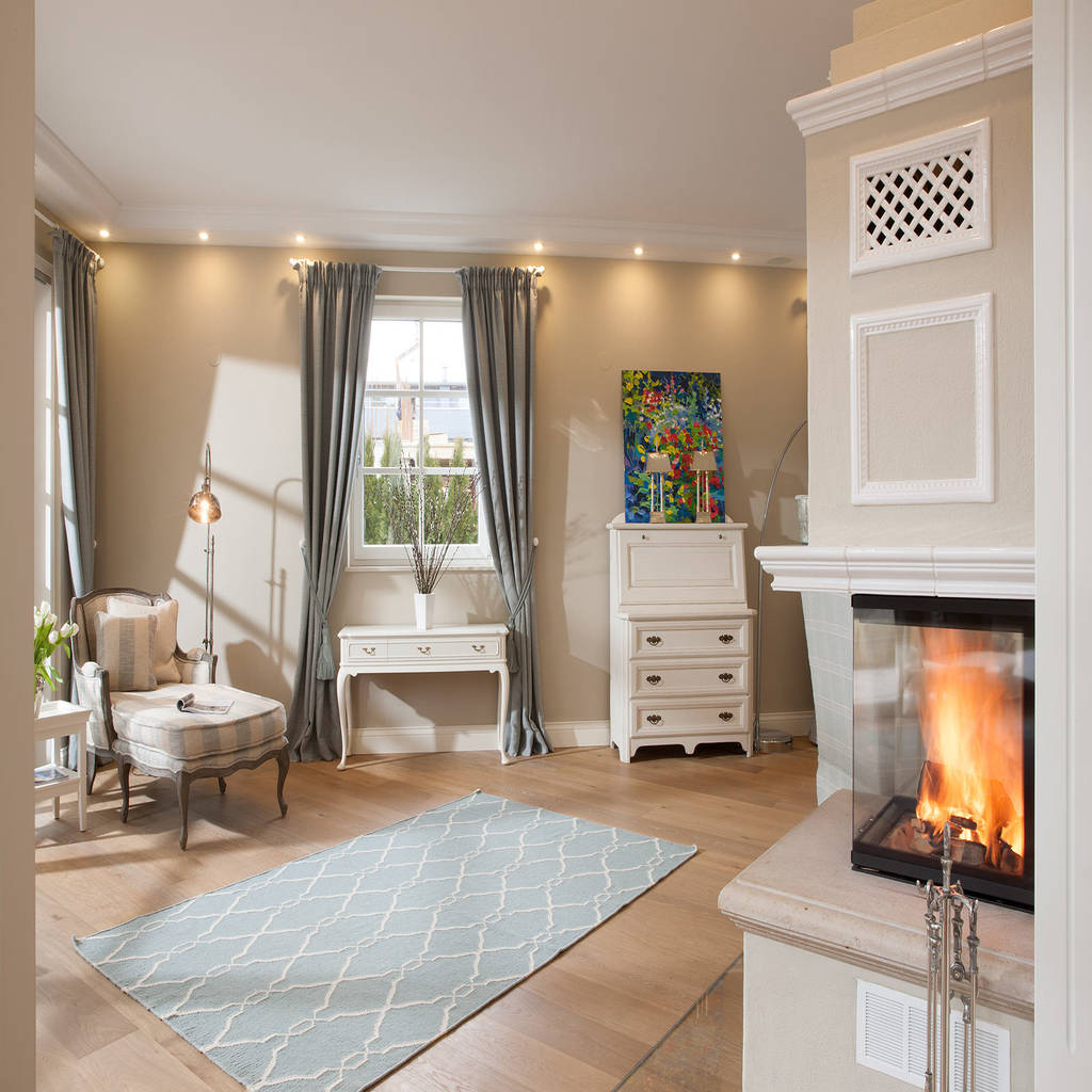 Klassisches landhaus mit stil und charme wohnzimmer im ...