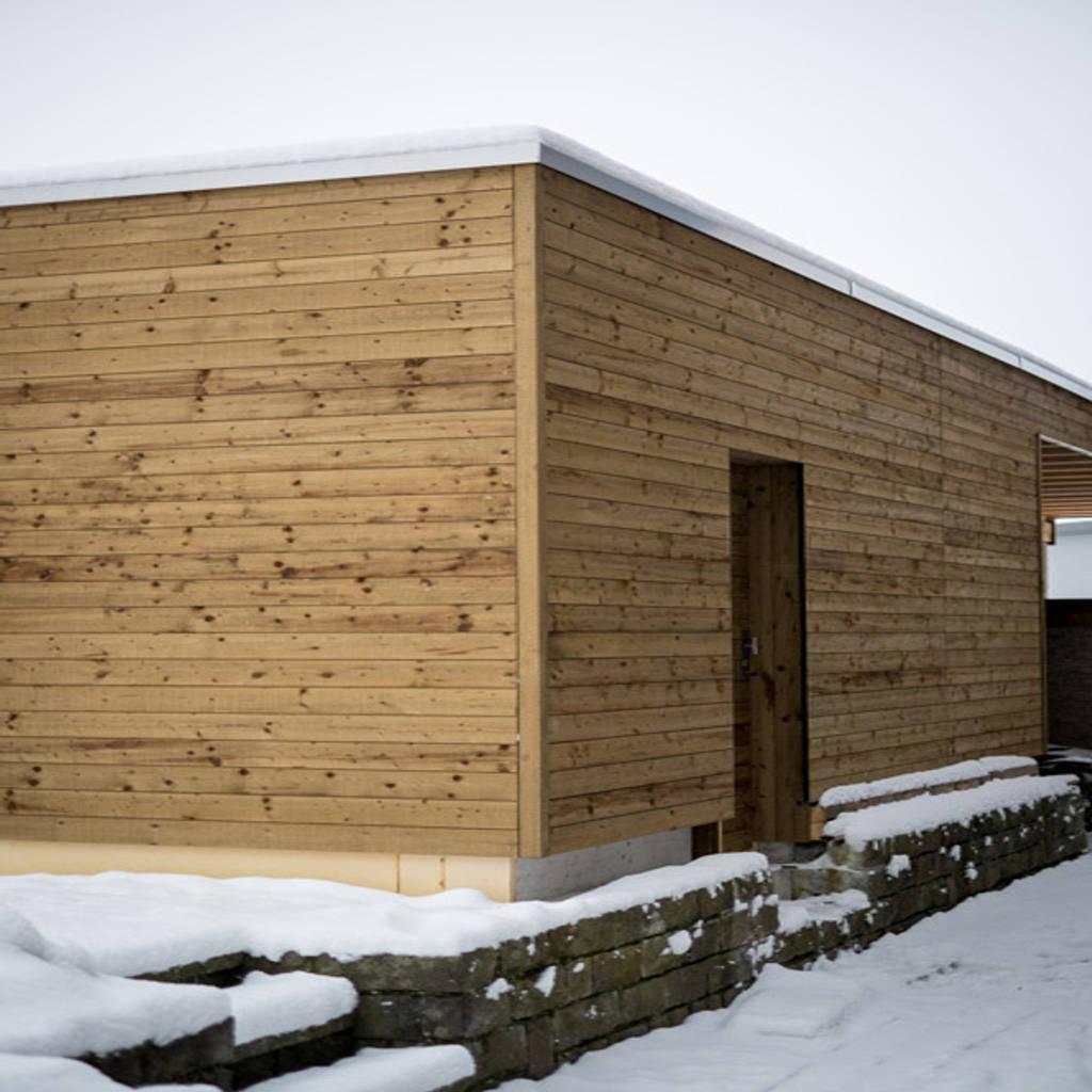 West – südfassade baustube gmbh moderne garagen & schuppen | homify