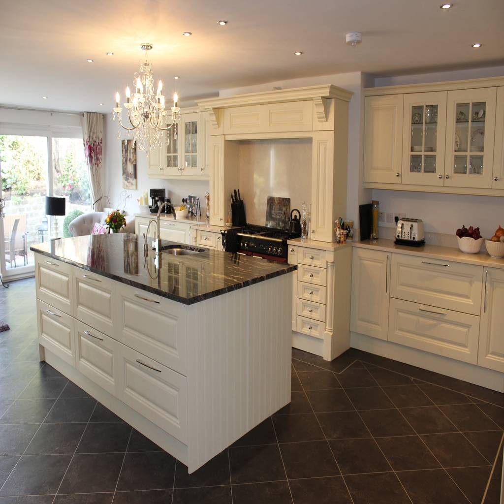 Dm Design Customer Edinburgh Classic Style Kitchen By Dm Design