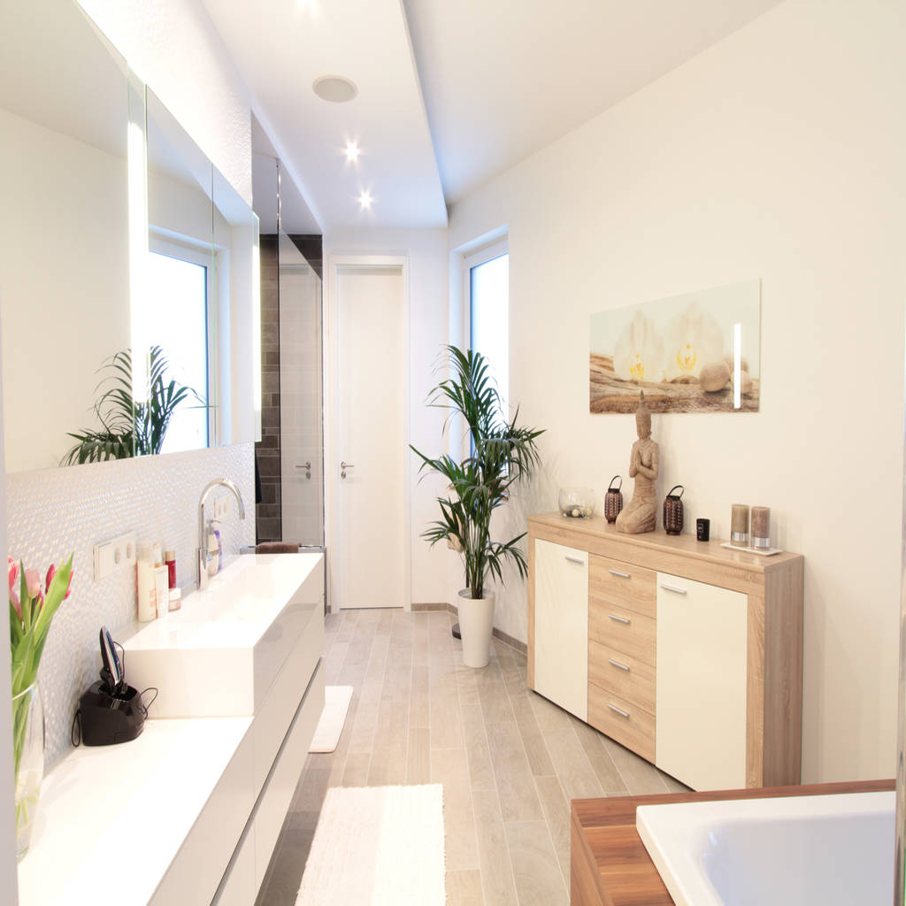 Badezimmer moderne badezimmer von la casa wohnbau gmbh modern | homify