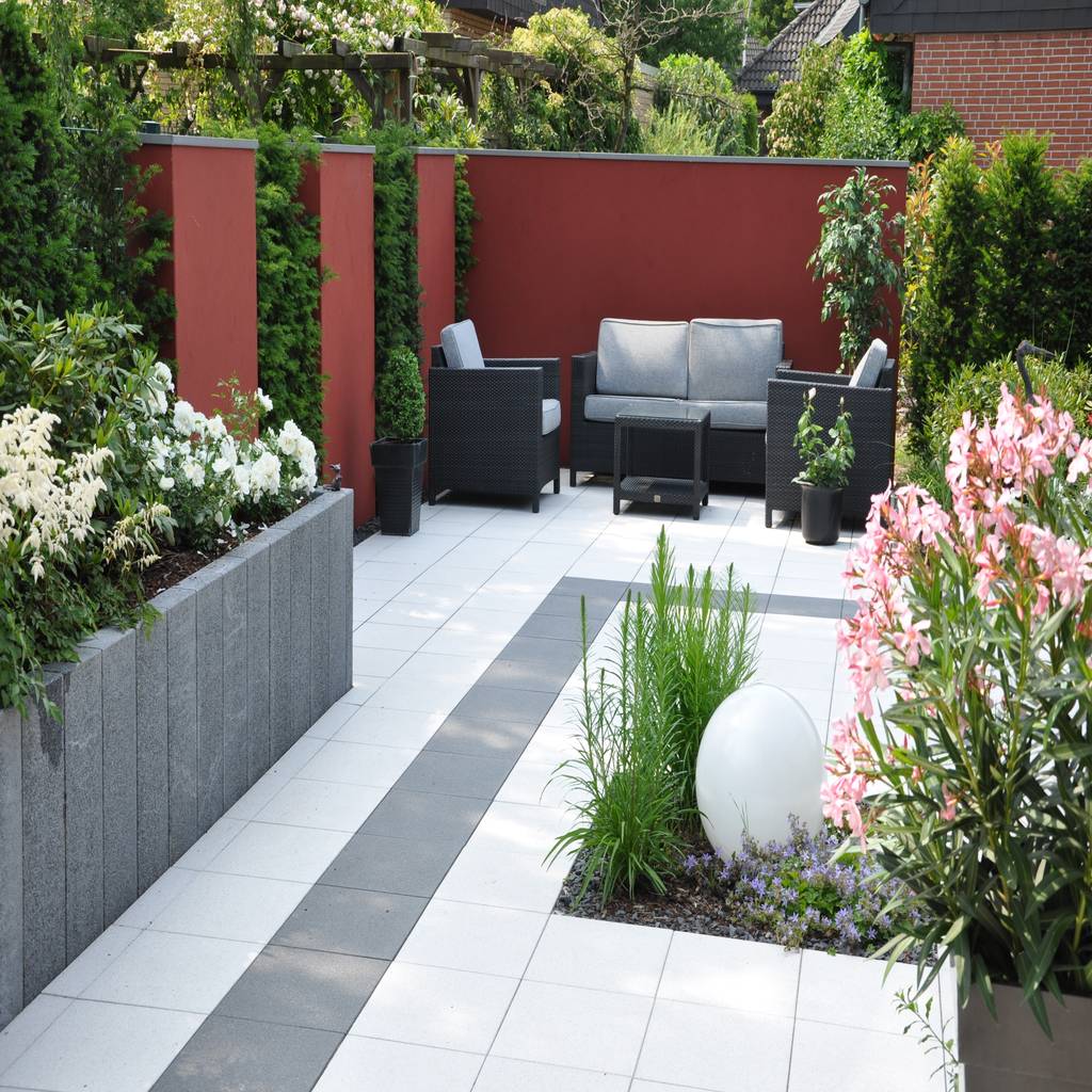 Modern Garden By Ambiente Gartengestaltung Modern Homify