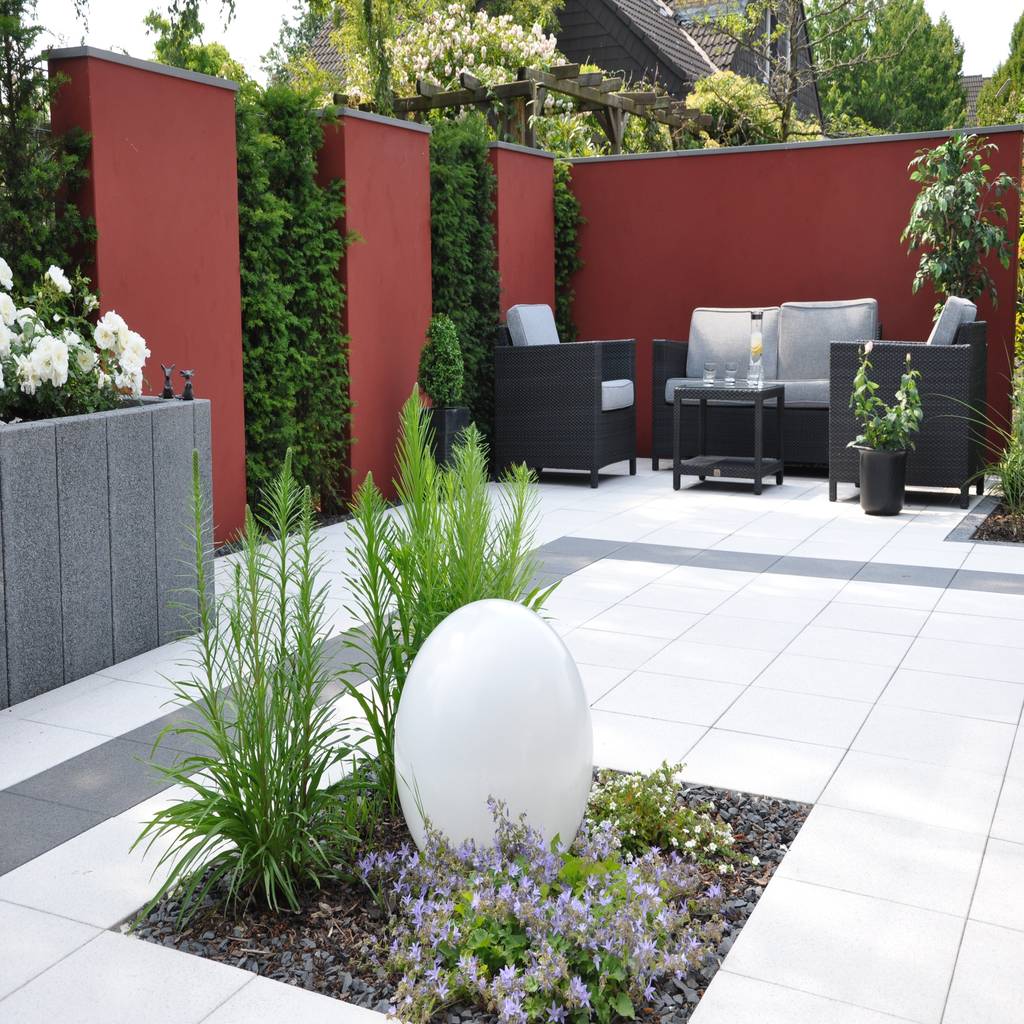 Modern Garden By Ambiente Gartengestaltung Modern Homify