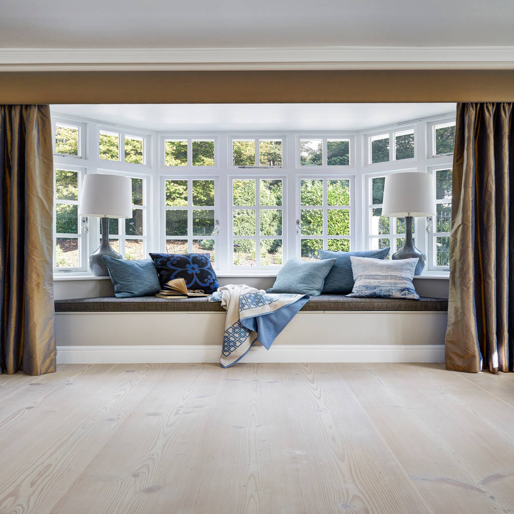 Window bay seat 모던스타일 거실 by homify 모던 | 호미파이 & homify