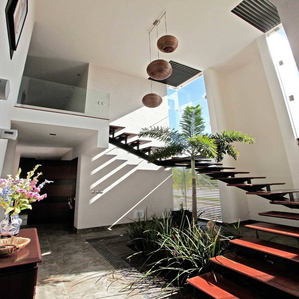 Cubo Escalera En Armonia Amec Arquitectura Pasillos Vestíbulos Y Escaleras Modernos Homify