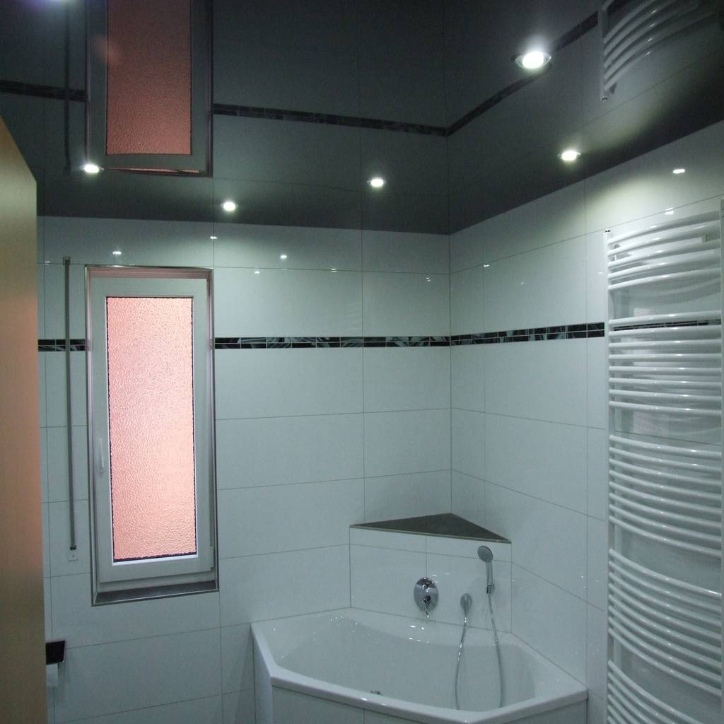 Decken/wand verkleidung decken design moderne badezimmer | homify