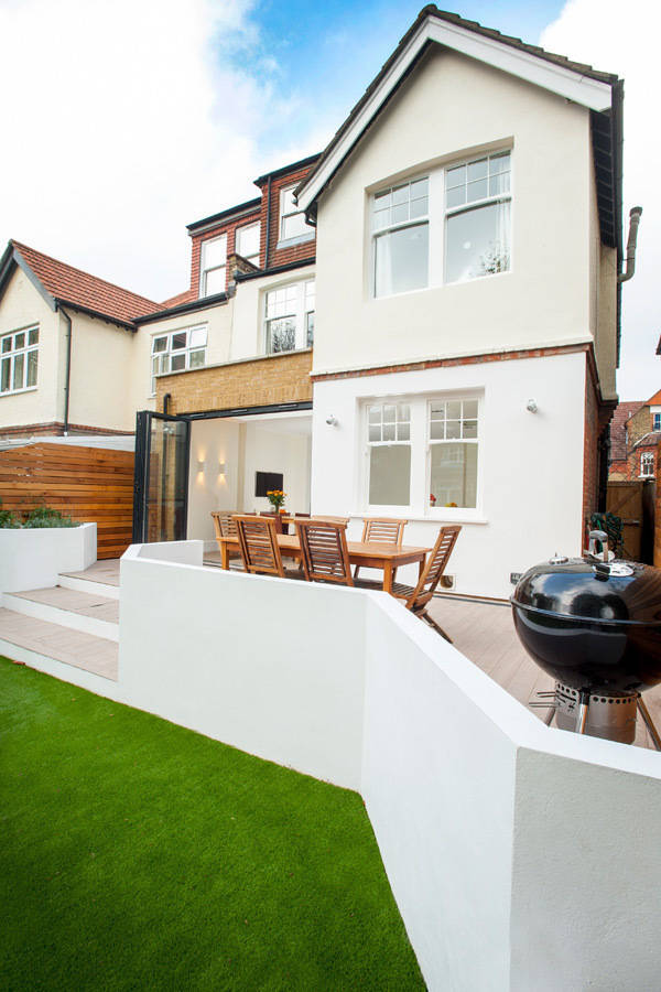 Streatham, sw2 modern houses by build team modern homify