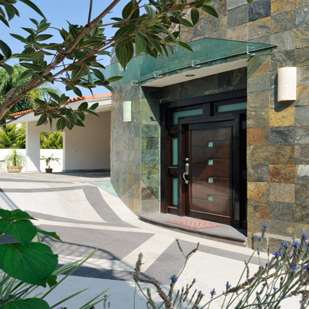 Puerta de ingreso excelencia en diseño casas modernas | homify