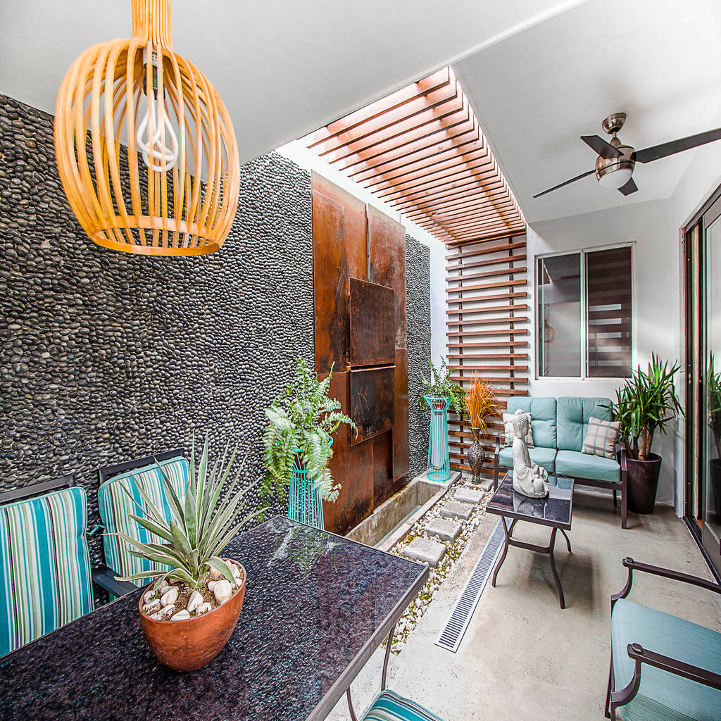 Patio i sa jardines modernos de sztuka laboratorio creativo de