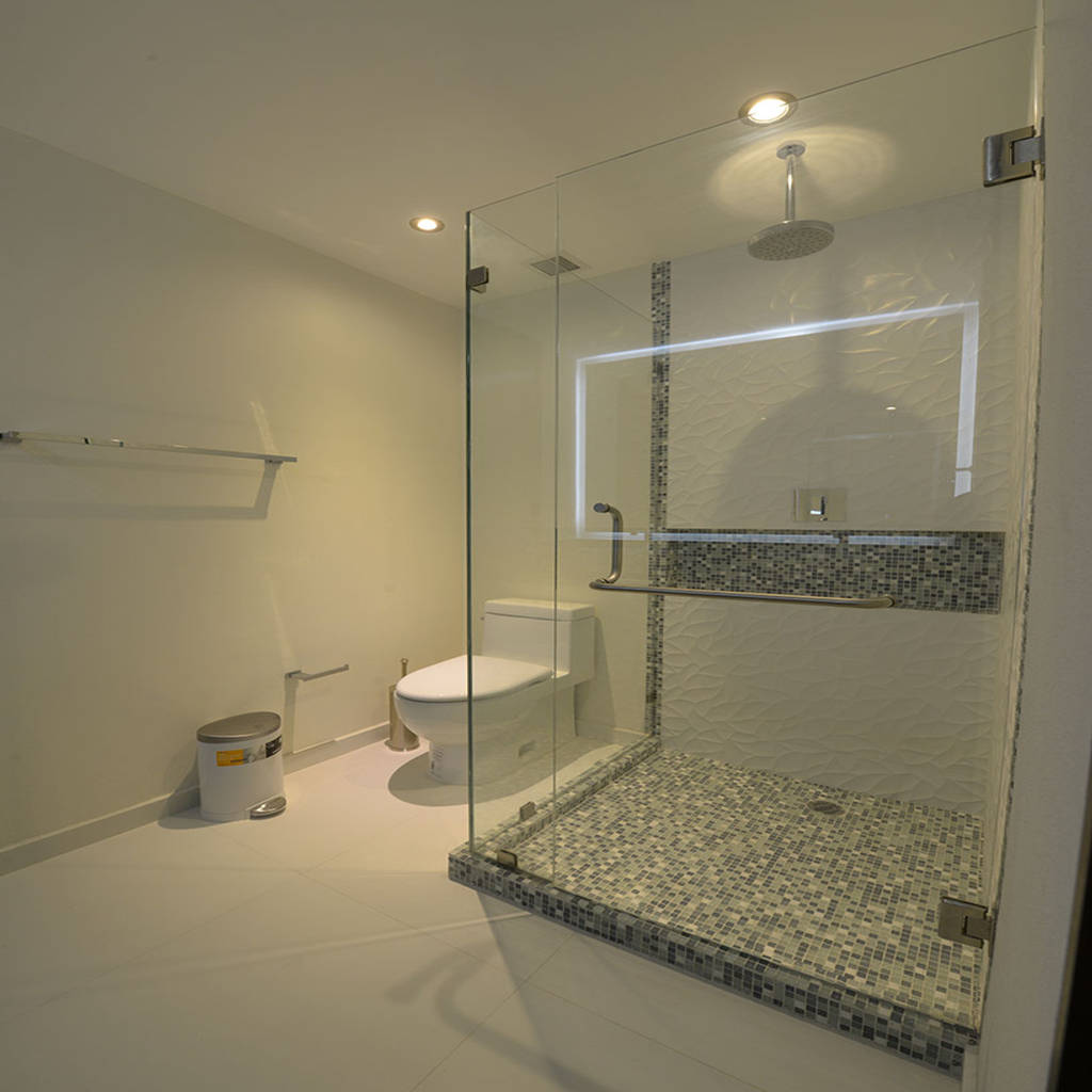 Baño principal baños modernos de estudio tanguma moderno azulejos | homify