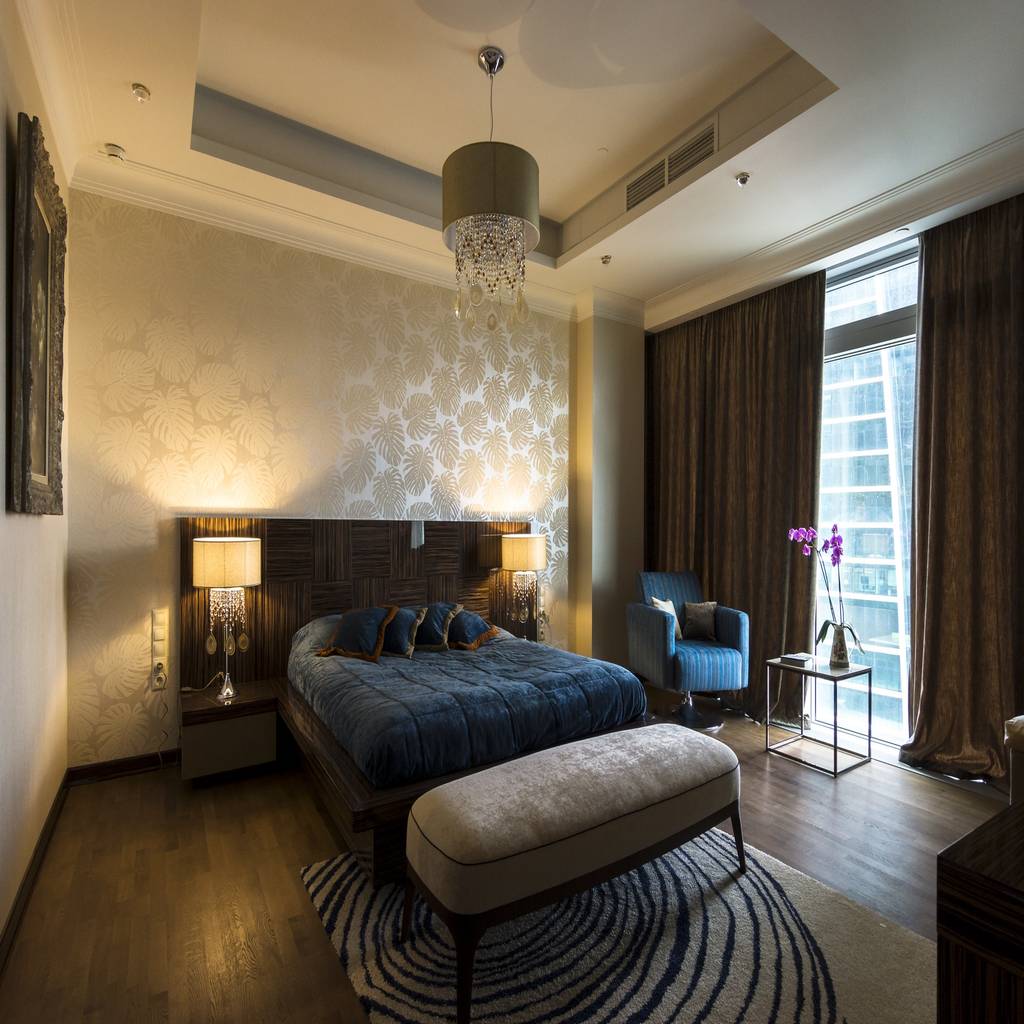 Dormitorios de estilo moderno de дизайн-бюро'гармония' moderno | homify