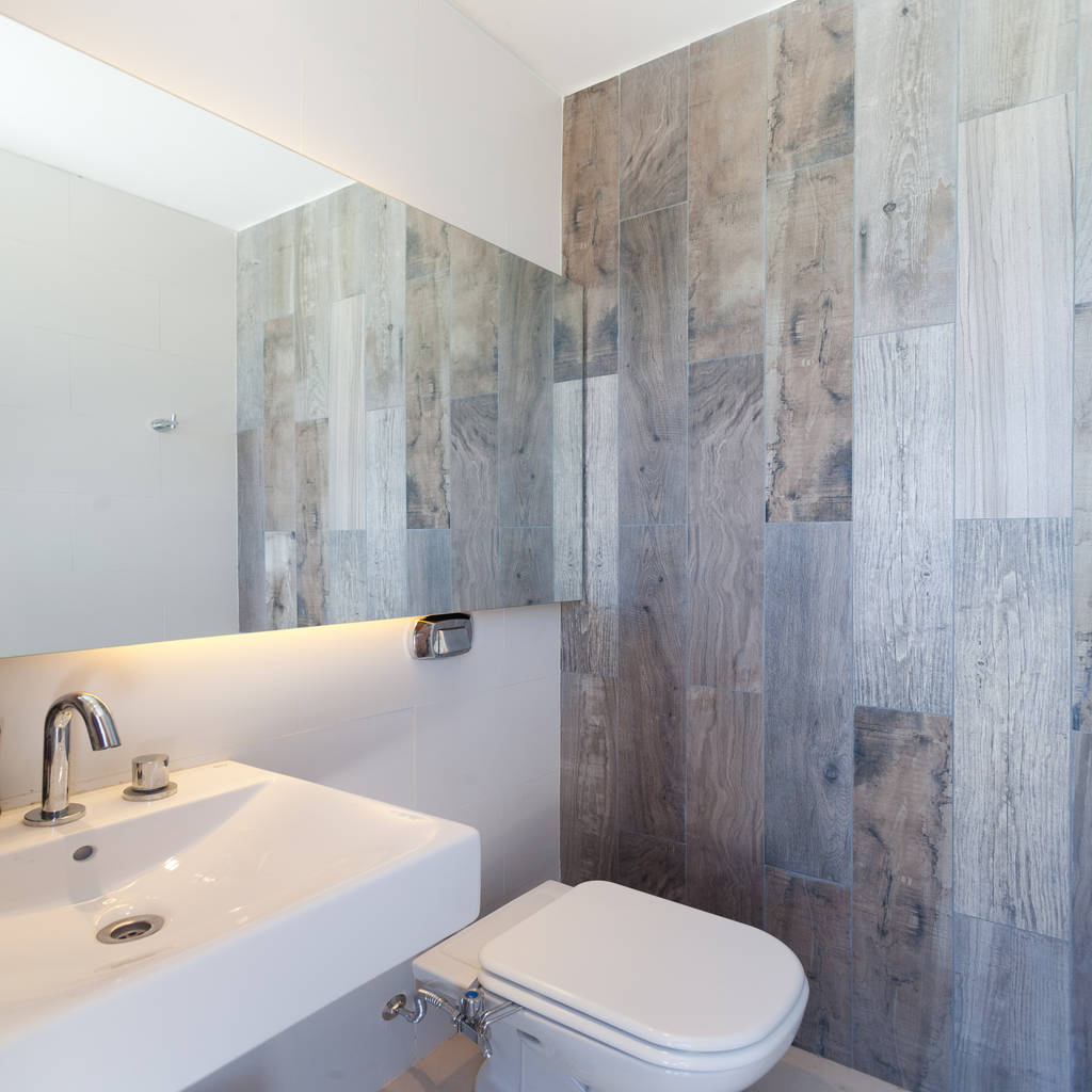 Casa c puerto roldan baños modernos de vismaracorsi arquitectos moderno ... - Fotos De Banos De Estilo MoDerno De Vismaracorsi Arquitectos