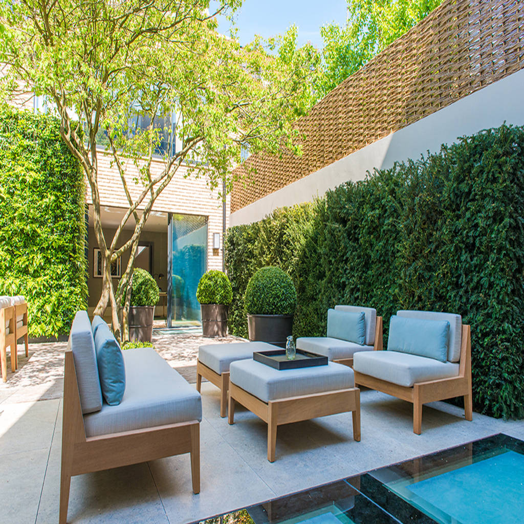 back garden at bedford gardens house. сад в стиле модерн от nash baker