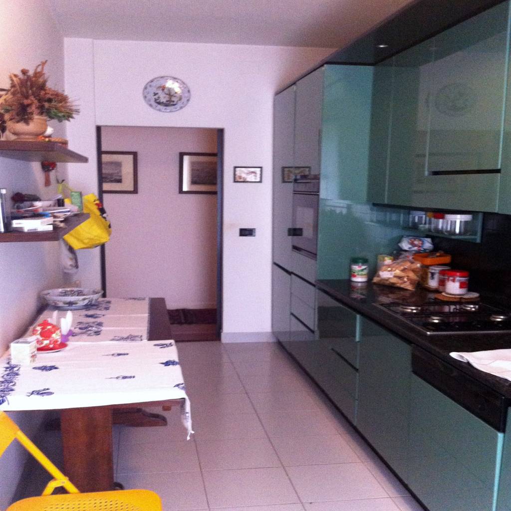 Prima: cucina in stile di cristina mecatti interior design ...
