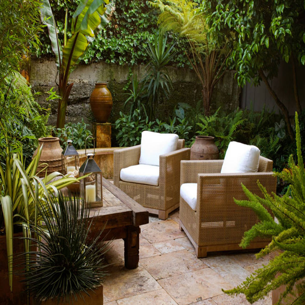 Eclectic Style Garden By Antonio Martins Interior Design Inc