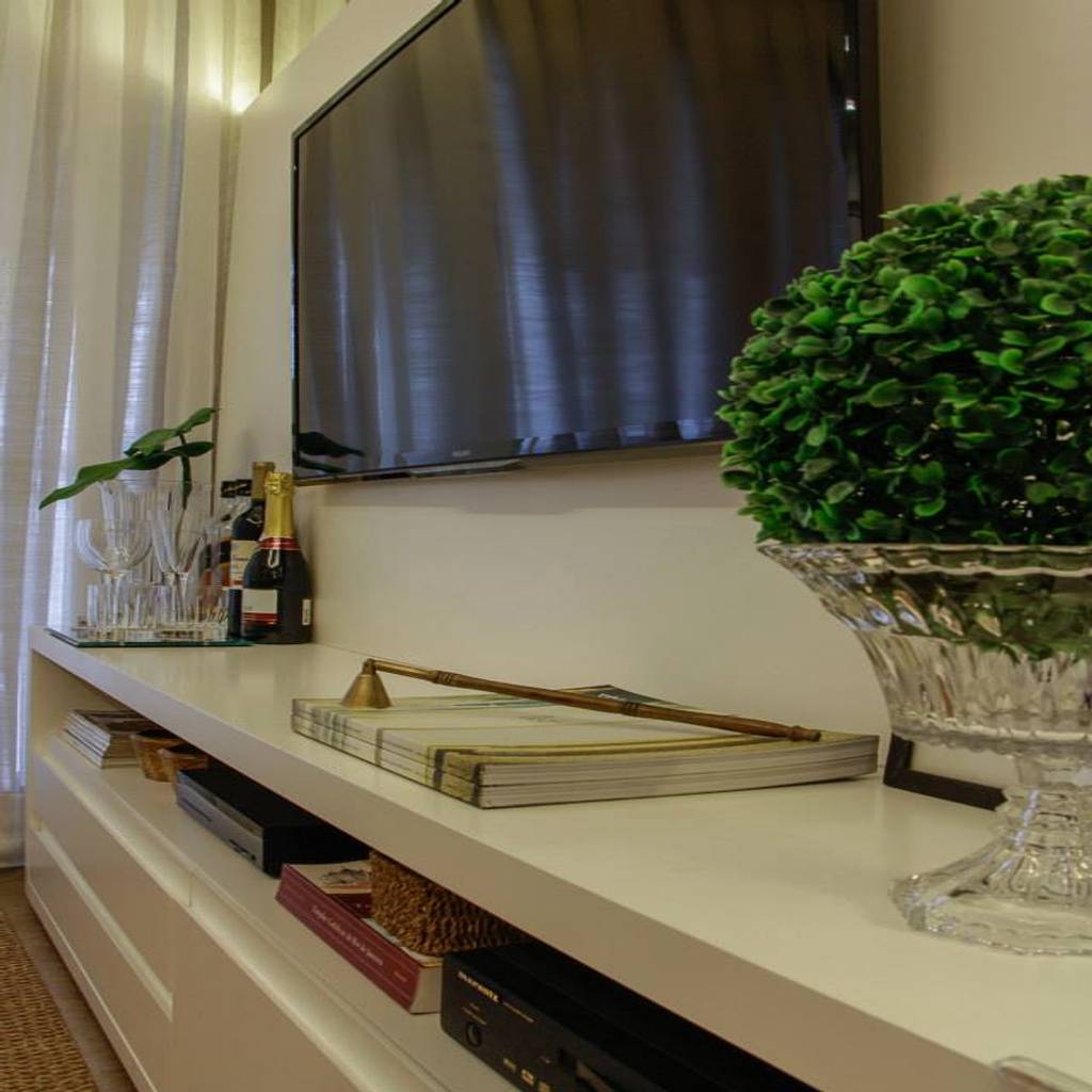 Apartamento cidade jardim barra da tijuca duplex interiores salas de estar clássicas homify