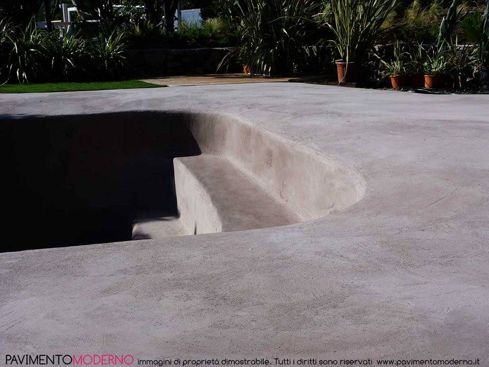 Rivestimento piscina in cemento armato ad effetto naturale | homify