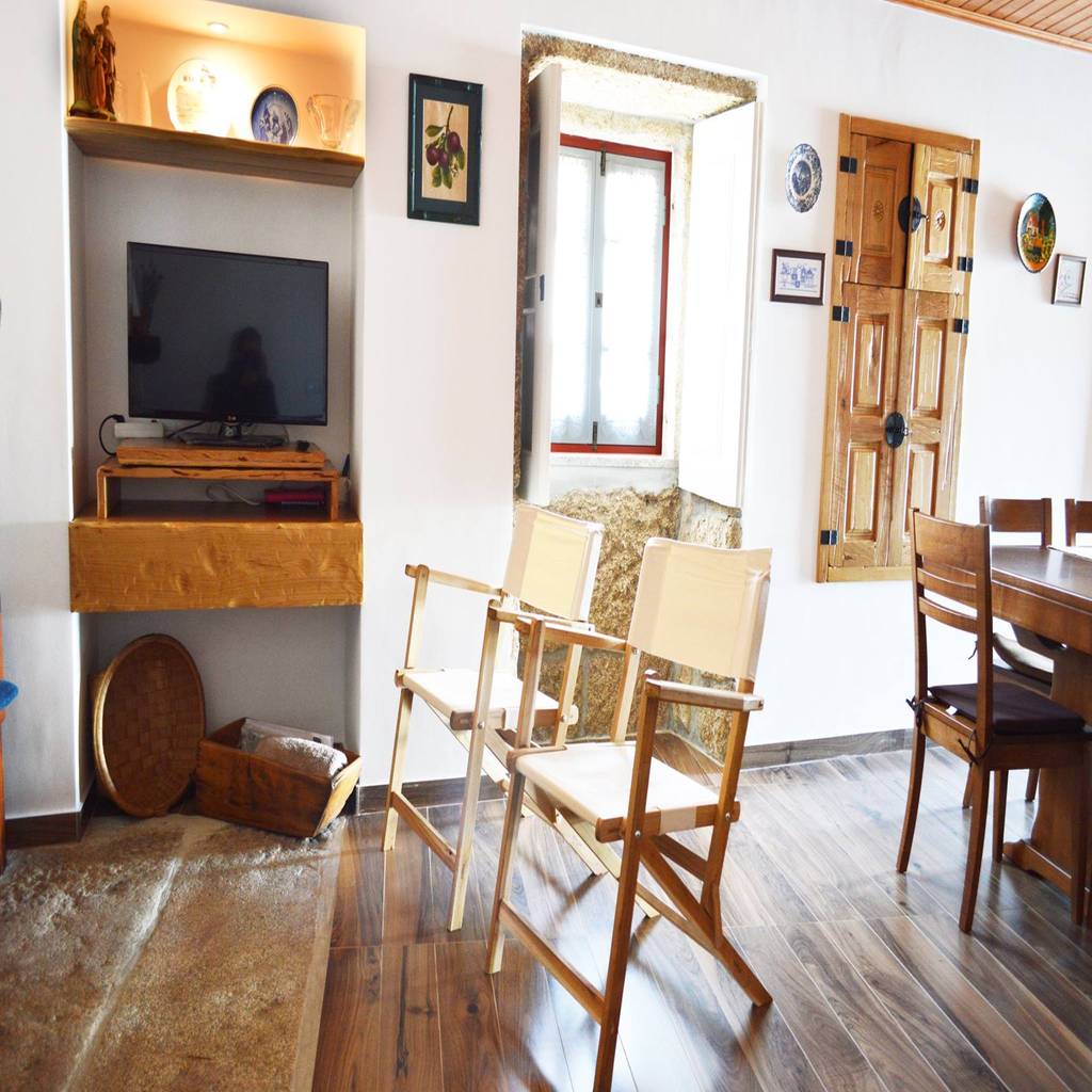 Casa de campo das sécias salas de estar rústicas por mhproject rústico