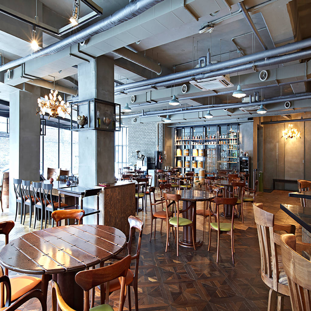 청담동cafe_오늘: (주)팀웍디자인의  다이닝 룸 | homify