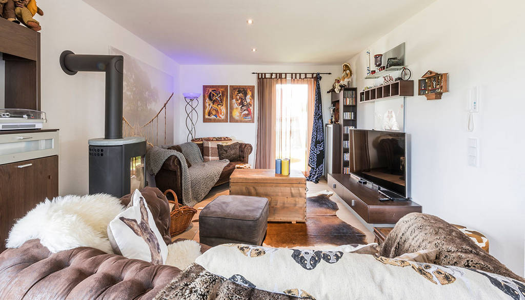 Gemutliches Wohnzimmer Mit Kaminofen Moderne Wohnzimmer Von