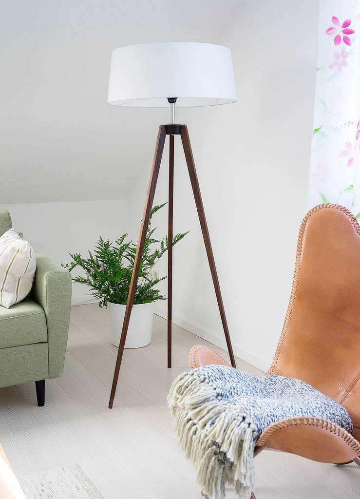 Stehleuchten Aus Massivholz Moderne Wohnzimmer Von Ligna Lux