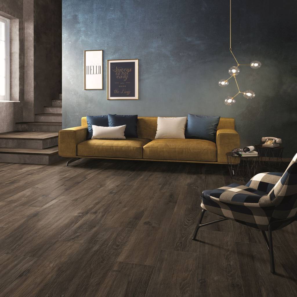 Attraktive Holzfliesen Im Wohnzimmer Moderne Wohnzimmer Von Fliesen Sale Modern Homify
