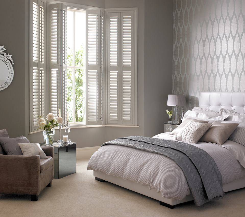Kenilworth wooden/lifetime vinyl shutters thomas sanderson classic