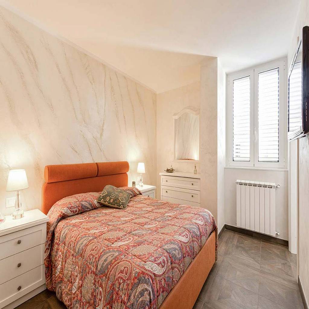 Camera da letto: camera da letto in stile di facile ...