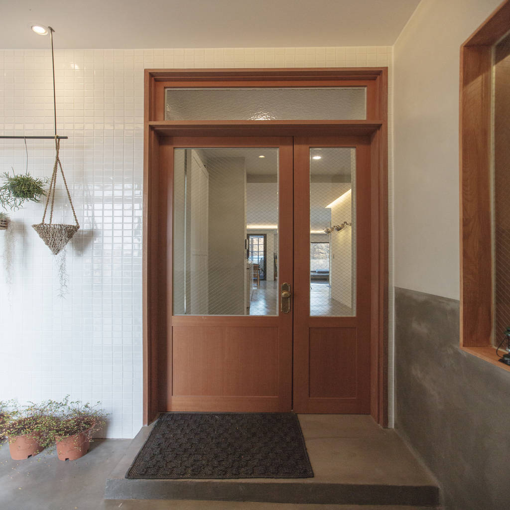 Fenster Turen Im Landhausstil Von Ë¯¸ì°ê° Ëìì¸ Ì¤íëì¤ Landhaus Homify