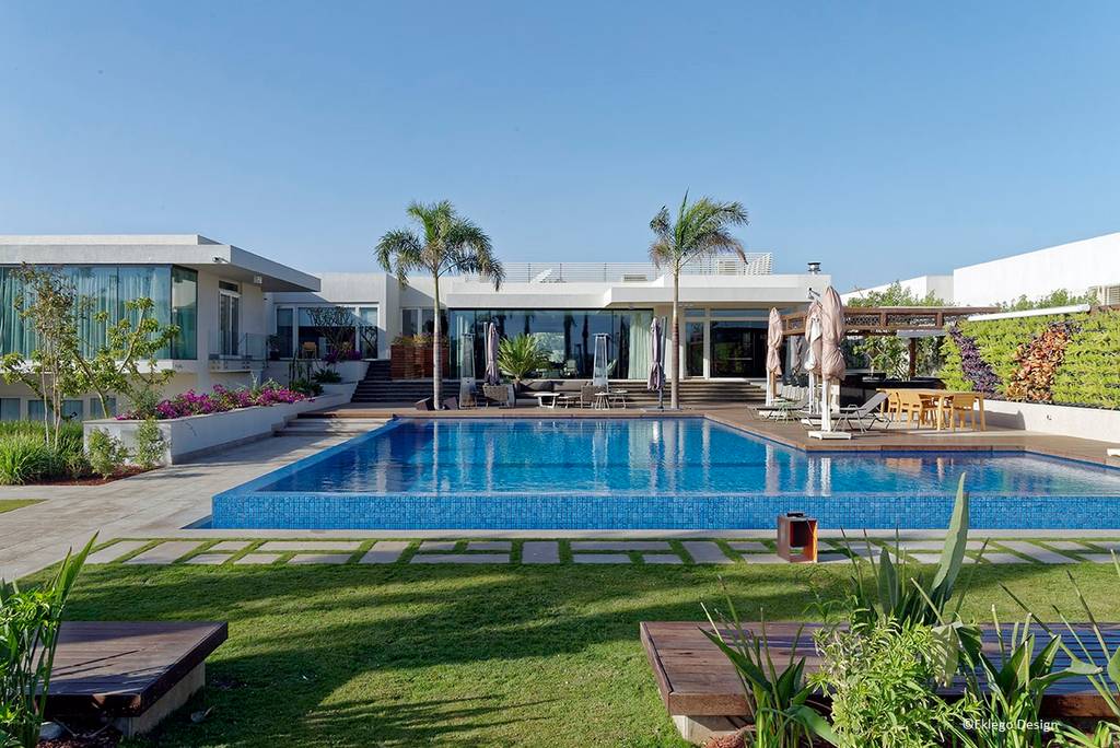 Pyramid hills villa jam space ltd eclectic style houses homify