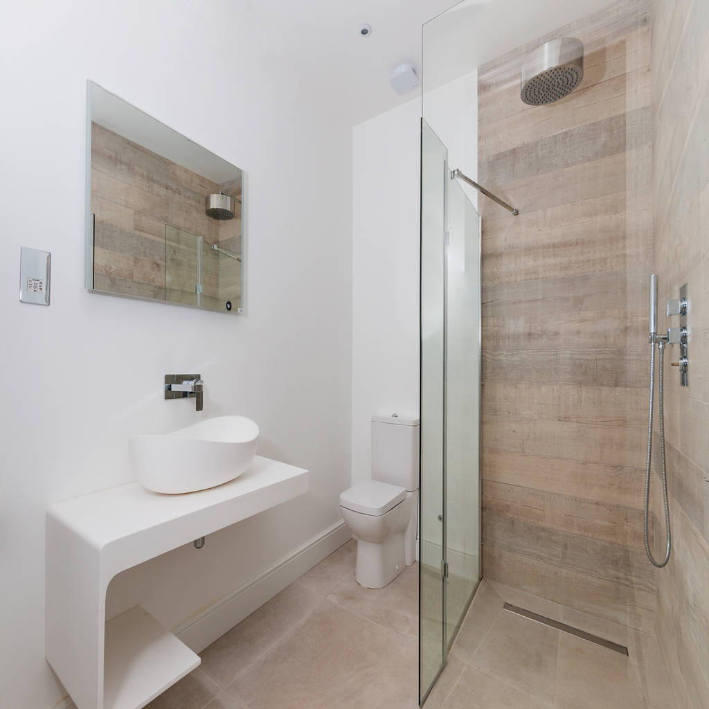 House renovation lysia street, fulham sw6 modern bathroom by apt