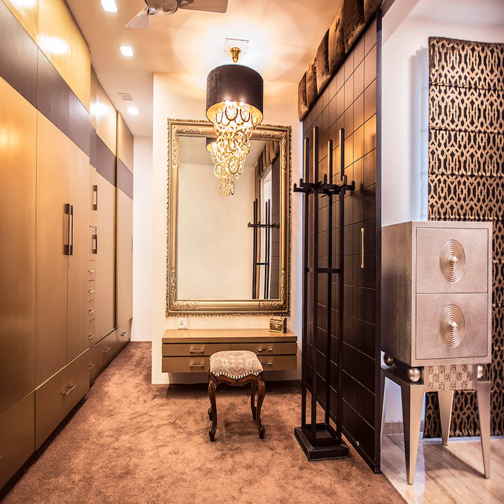 Walk-in-closet modern dressing room by studio an-v-thot architects pvt. ltd. modern  homify