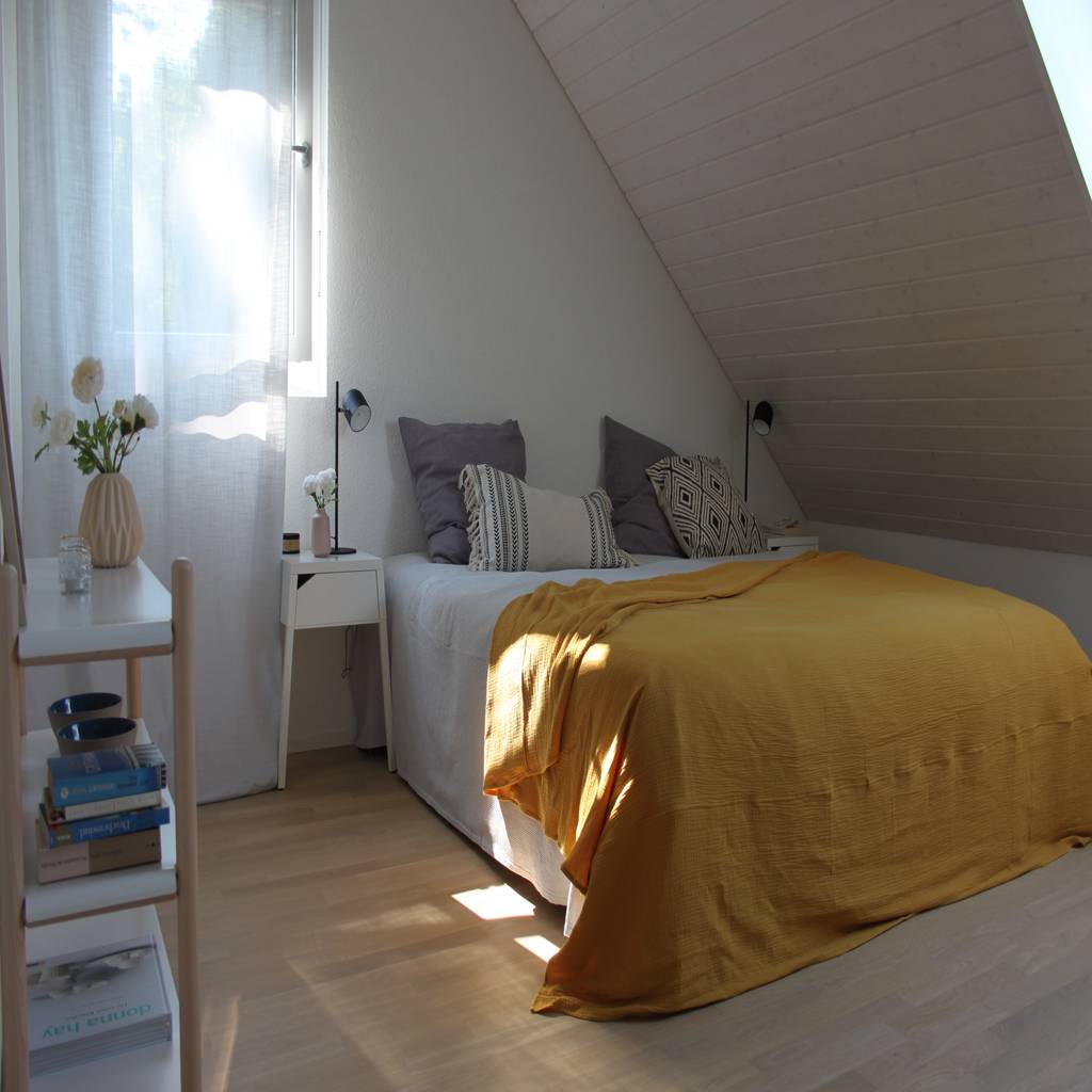 Schlafzimmer in einer dachwohnung wohnvision homestaging skandinavische