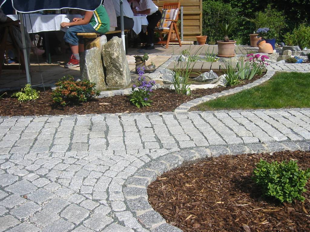 Pflasterung, sitzplätze, terrassen rustikaler garten von ...