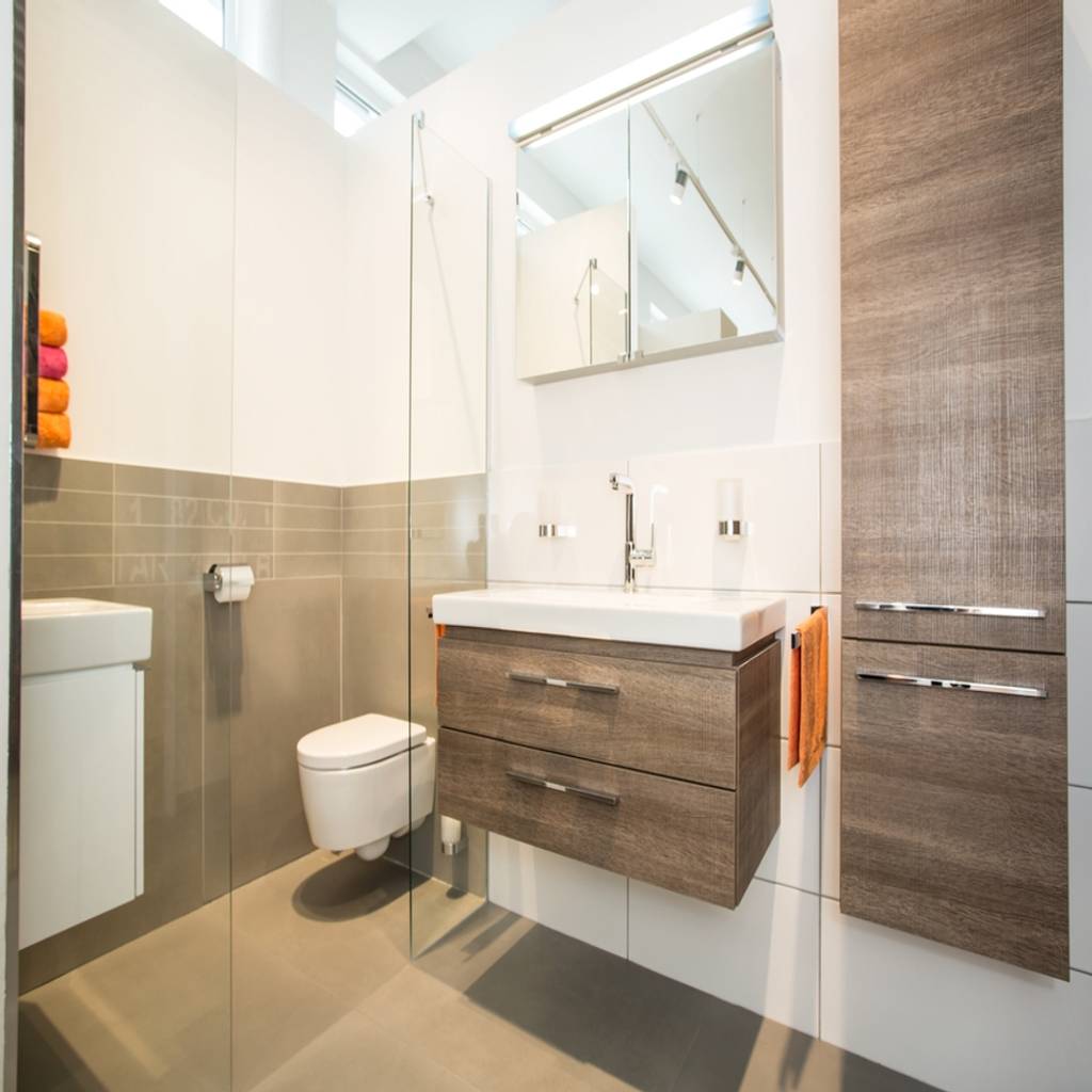 Ausstellung Augsburg Moderne Badezimmer Von Fhm Fliesenhaus