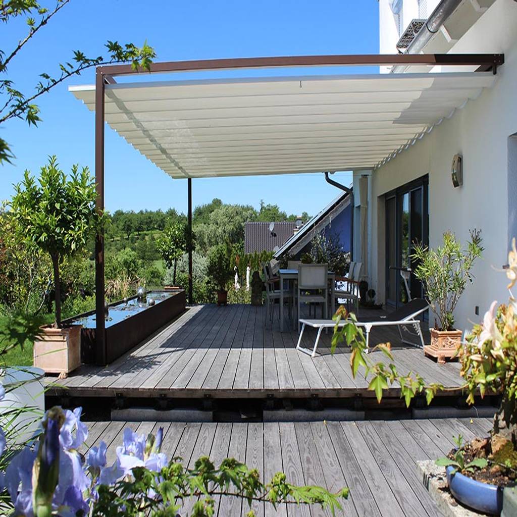 Terrassenbeschattung die sonnenschutz und regenschutz bietet elmendorff
