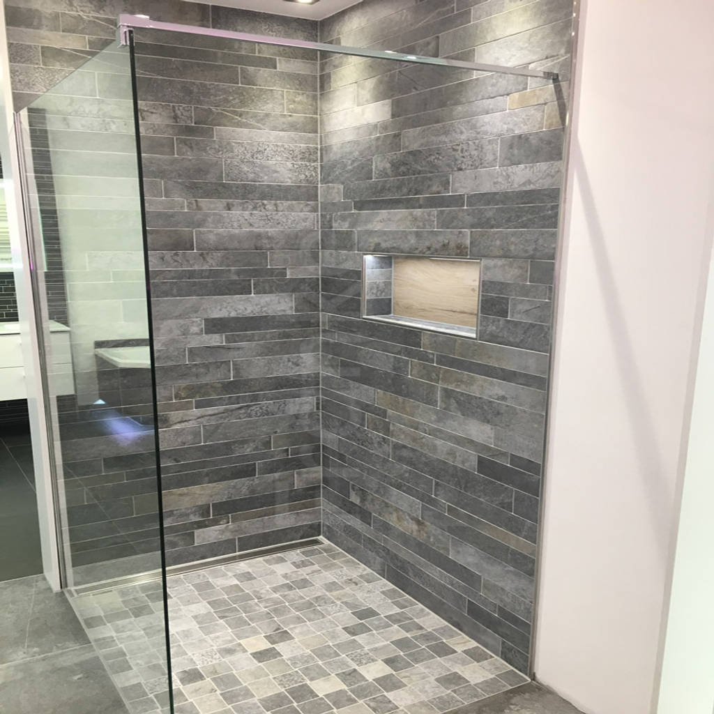 Dusche Mit Nische Klassische Badezimmer Von Elmar Franke