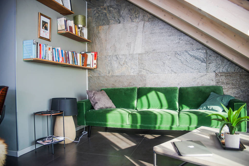 Moderne Dachwohnung Moderne Wohnzimmer Von Pomp Friends