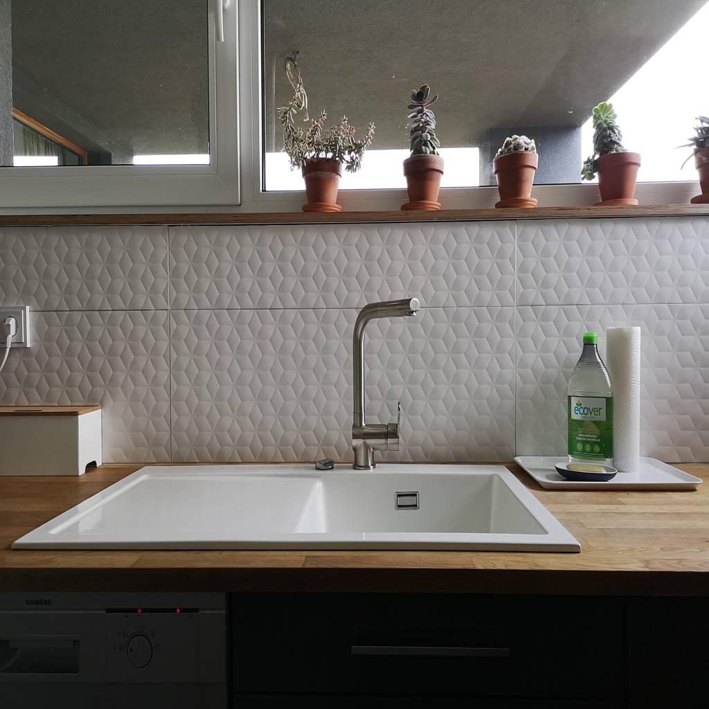 Minimalist Kitchen By Innendesign Schumacher Interior Design