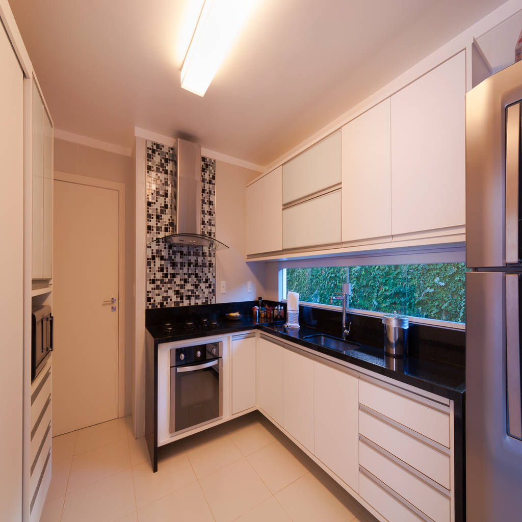 Cozinha Em Branco E Preto Por Bernal Projetos Arquitetos Em Salvador Moderno Homify
