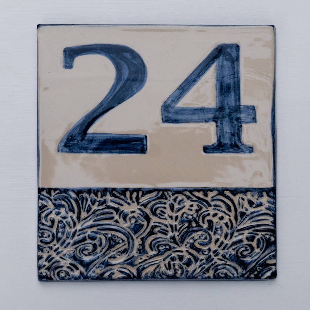 Hausnummer Nummer Nummerntafel Nummernschild Hausnummern Tafel Von Keramikwerkstatt Johanna Bruckner Mediterran Keramik Homify