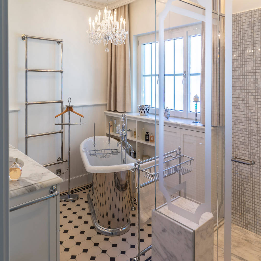 Retro Badezimmer Klassische Badezimmer Von Traditional Bathrooms