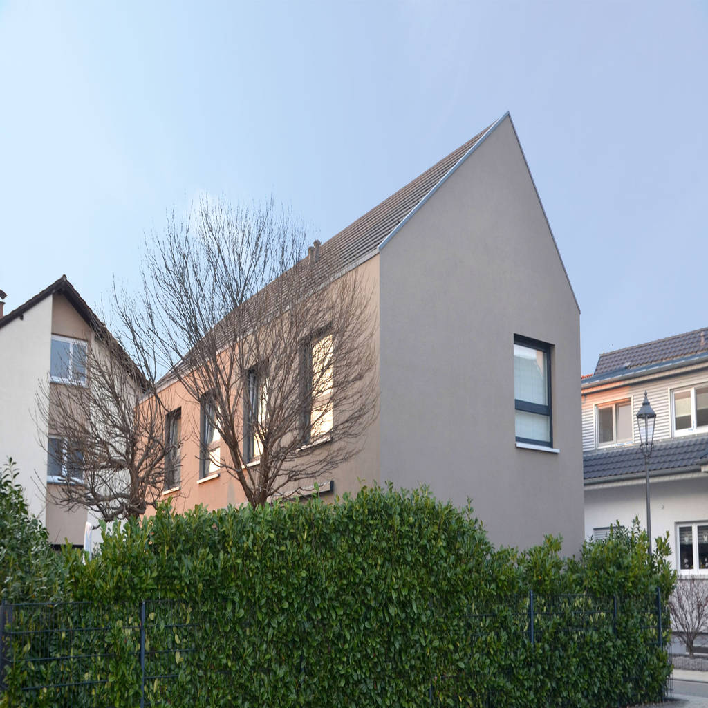 Haus wr henecka architekten kleines haus beige | homify