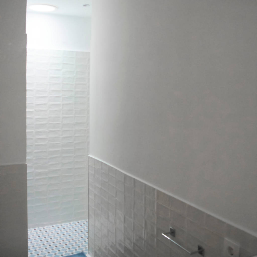 Iluminación natural en baños de divers arquitectura, especialistas en