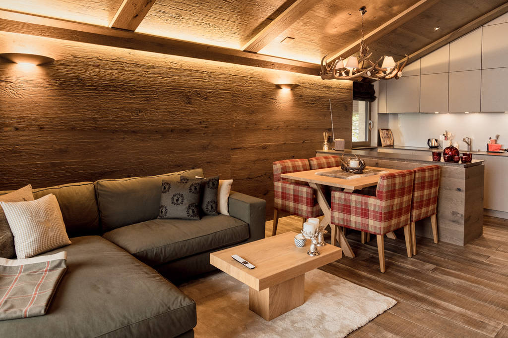 Umbau Einrichtung Chalet Wohnzimmer Im Landhausstil Von Dorian Huber Interiors Landhaus Homify